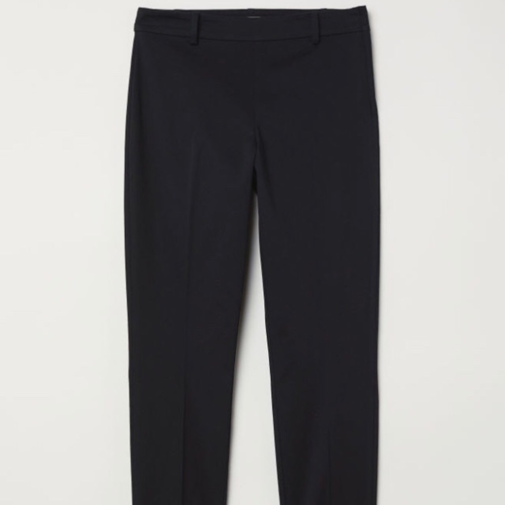 Black H&M ankle length slacks size 6